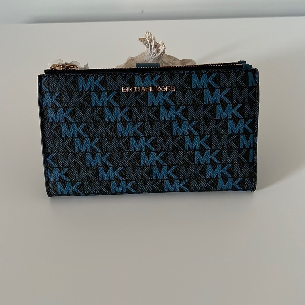 Michael Kors double zipped wristlet